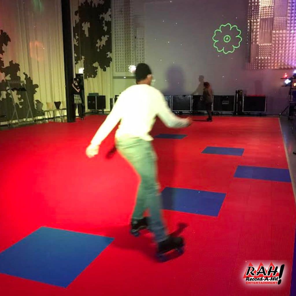 Roller Skating Rink – Portable | Record-A-Hit Entertainment